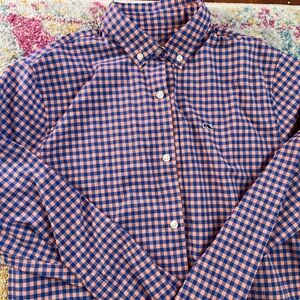 Vineyard Vines size m boy’s performance shirt!